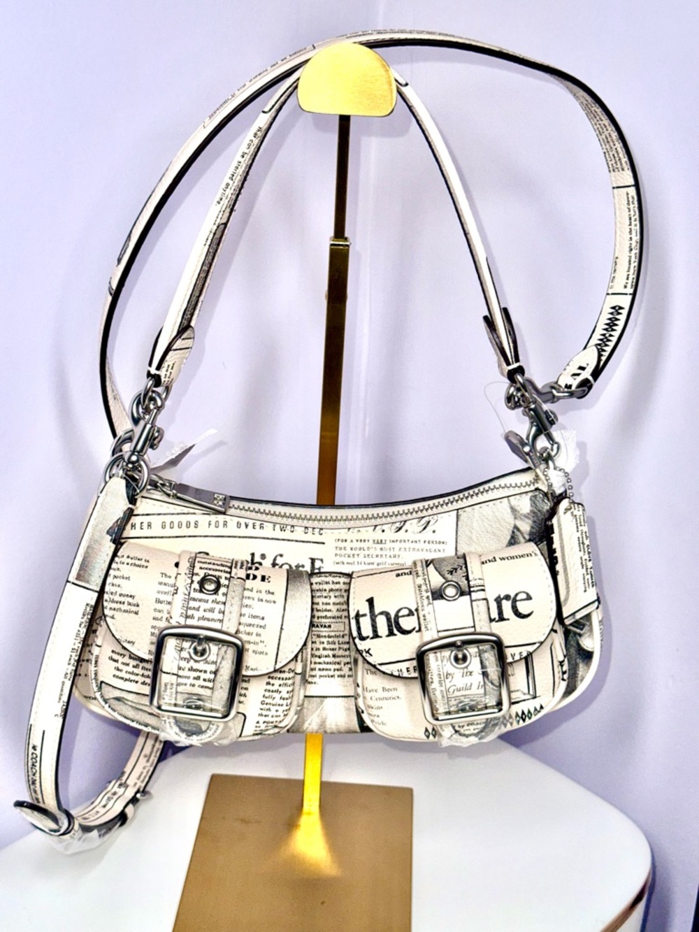 🗞️Coach Ashton Shoulder Bag With Newspaper
Print CDC12